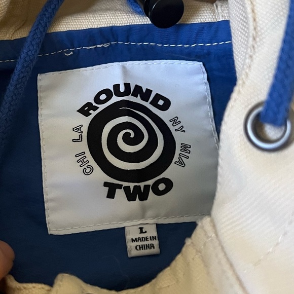 Round Two Beige Avalanche Parka Anorak Pullover Jacket Large - Picture 7 of 11